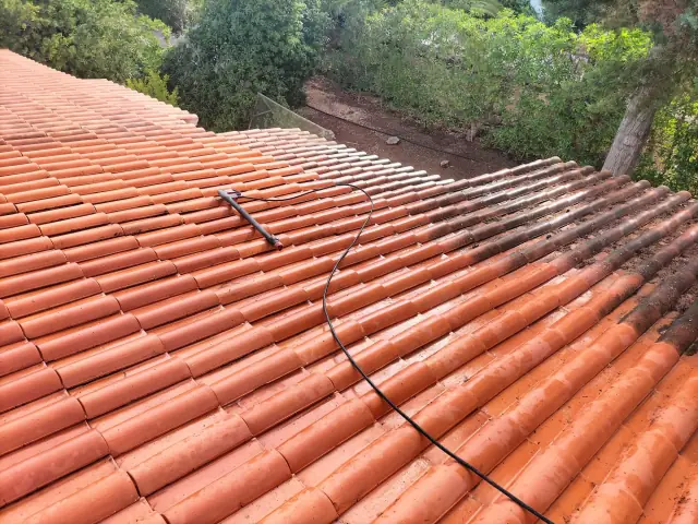 Telhado recuperado antes das chuvas — fotografia 19