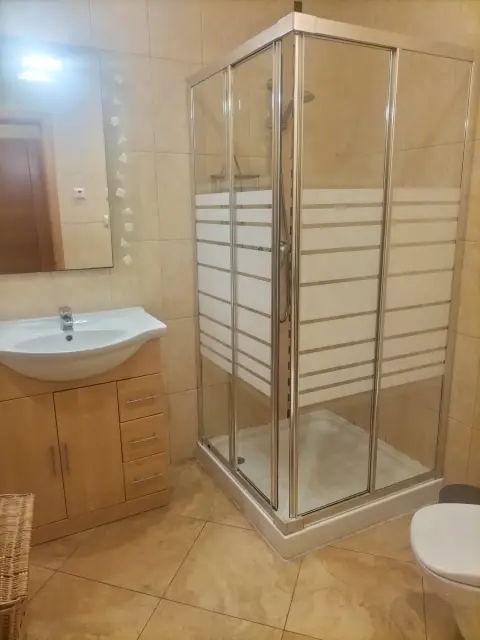 Limpeza de casa e preparação para hóspedes