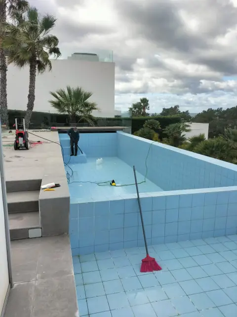 Rejuntamento de piscina com epóxi — fotografia 9