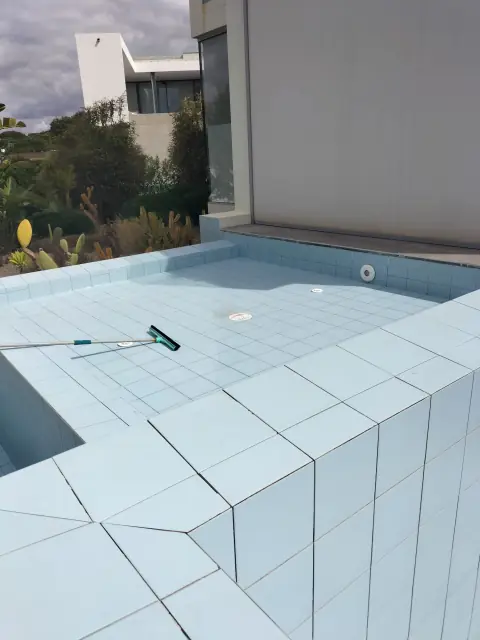 Rejuntamento de piscina com epóxi — fotografia 15