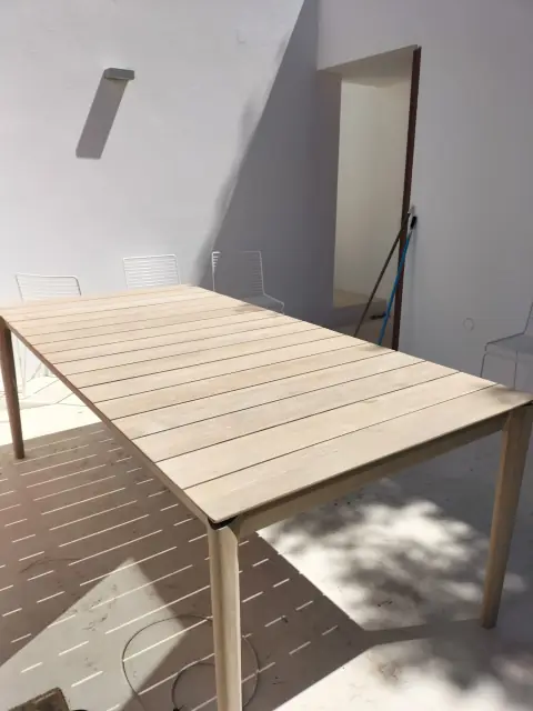Restauro de mobiliário de jardim em madeira